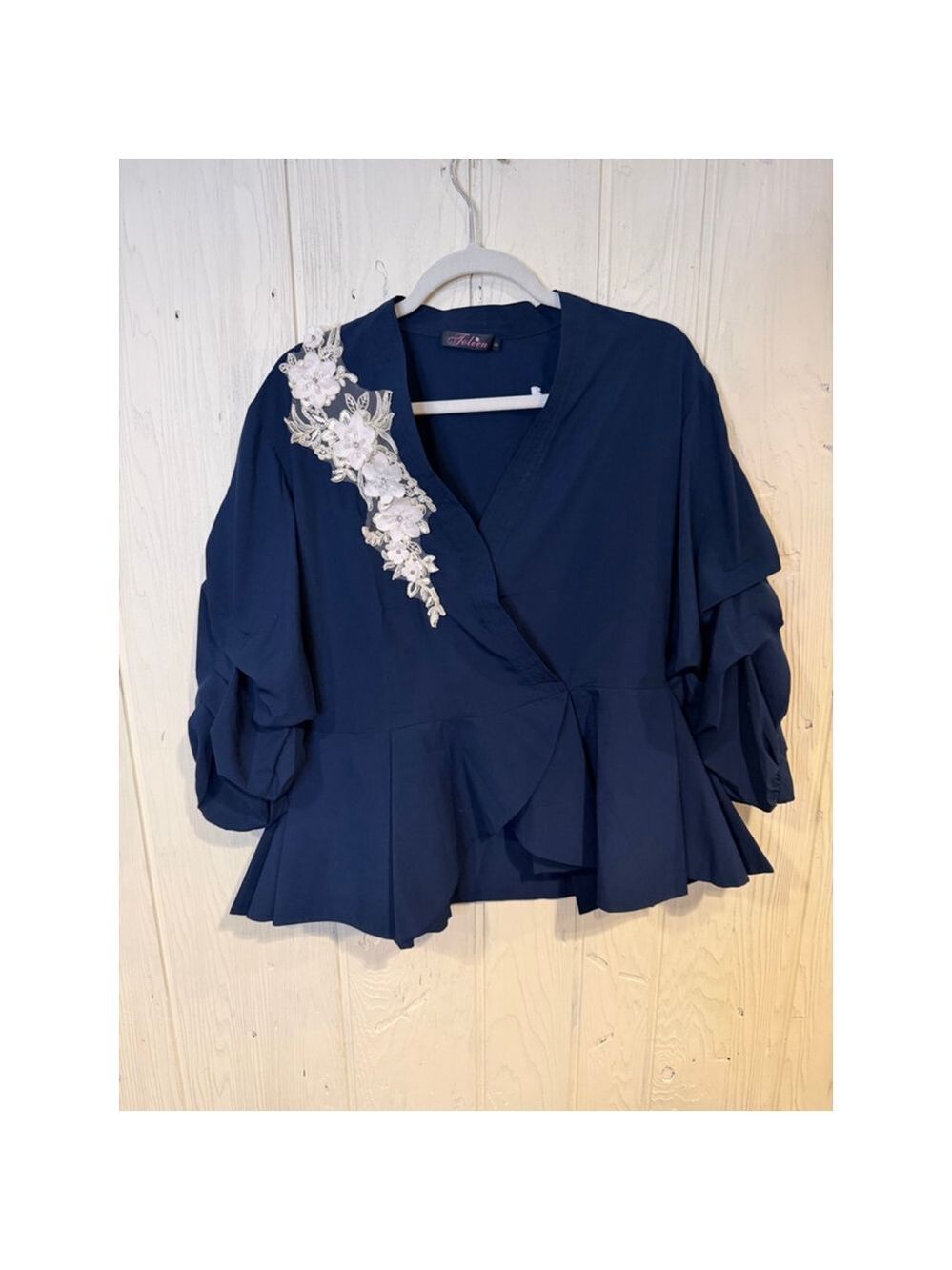 Toleen Navy Blue Floral Applique Blouse Small